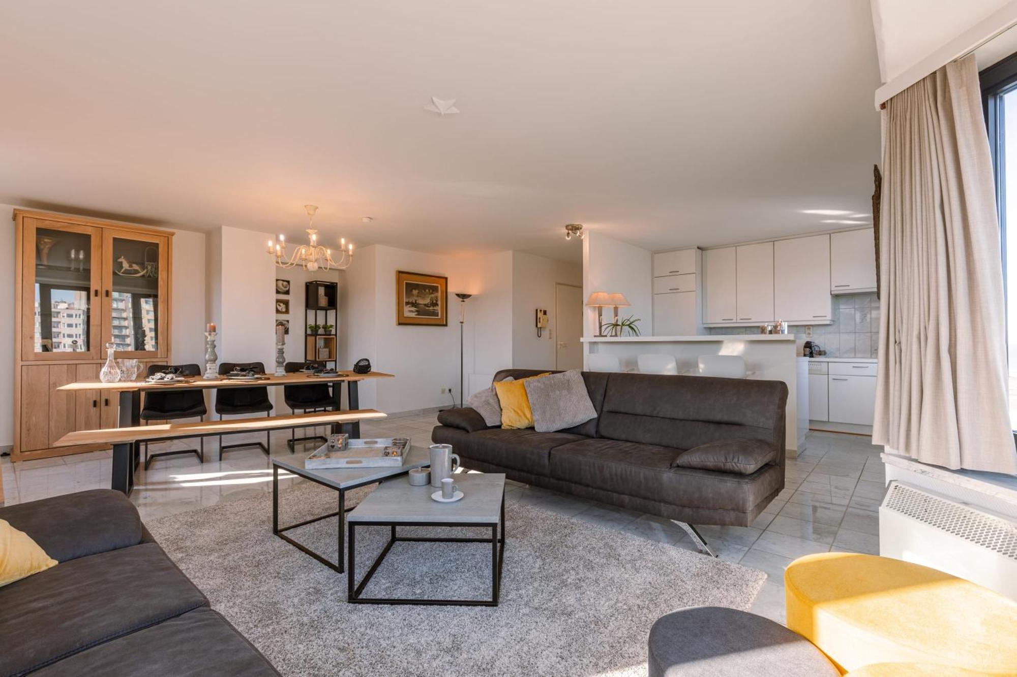 Huswell - Spacious & Modern Sea View With Garage Oostende